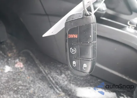 2021 Fiat 500X Trekking Awd из США, поврежденный, VIN ZFBNF3B17MP888029